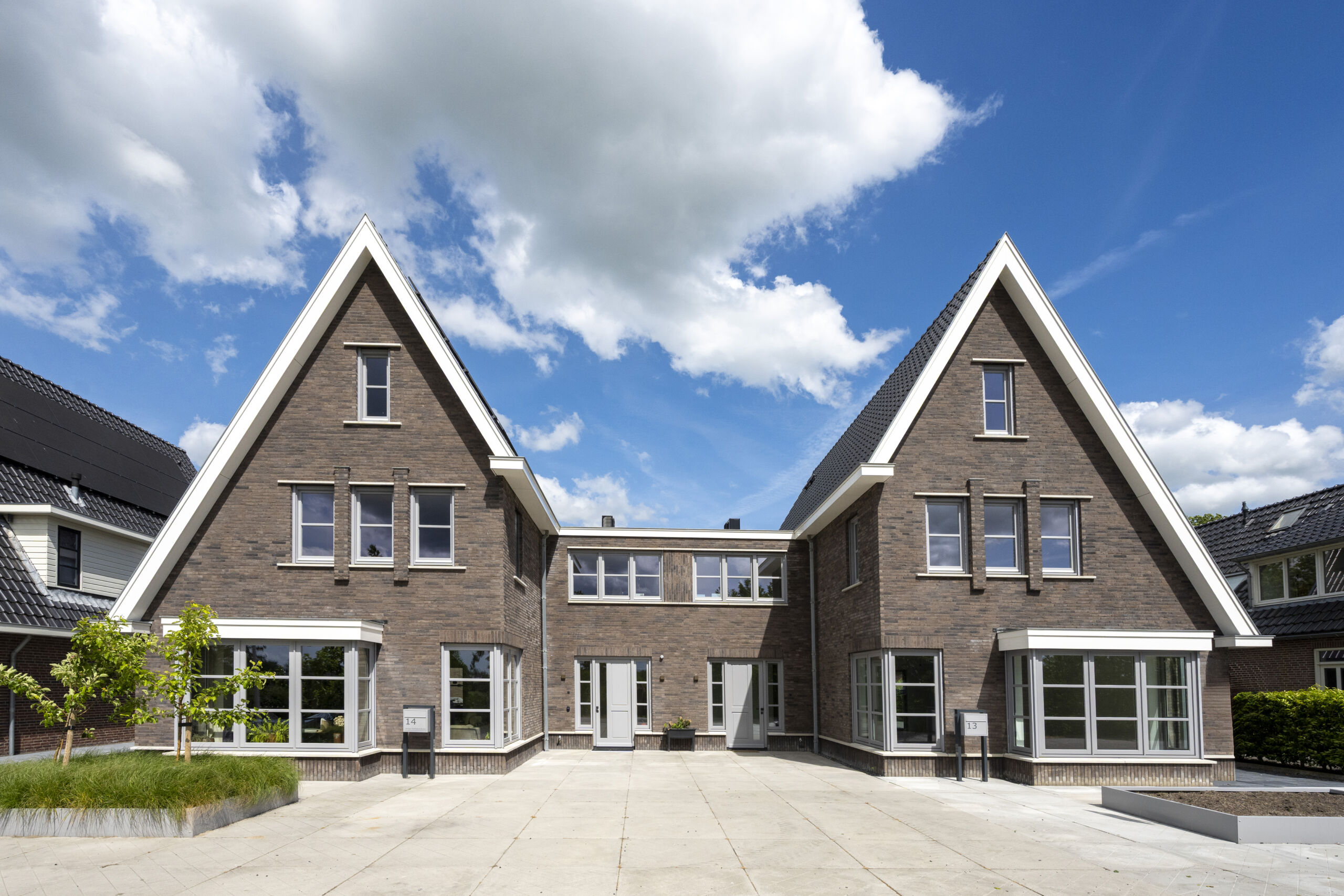 Vooraanzicht twee-onder-een kap woning Oudewater Vooraanzicht twee-onder-een kap woning Oudewater gebouwd door HoornKley Bouwbedrijf